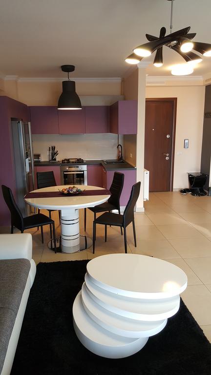 Solid House Apartment *
